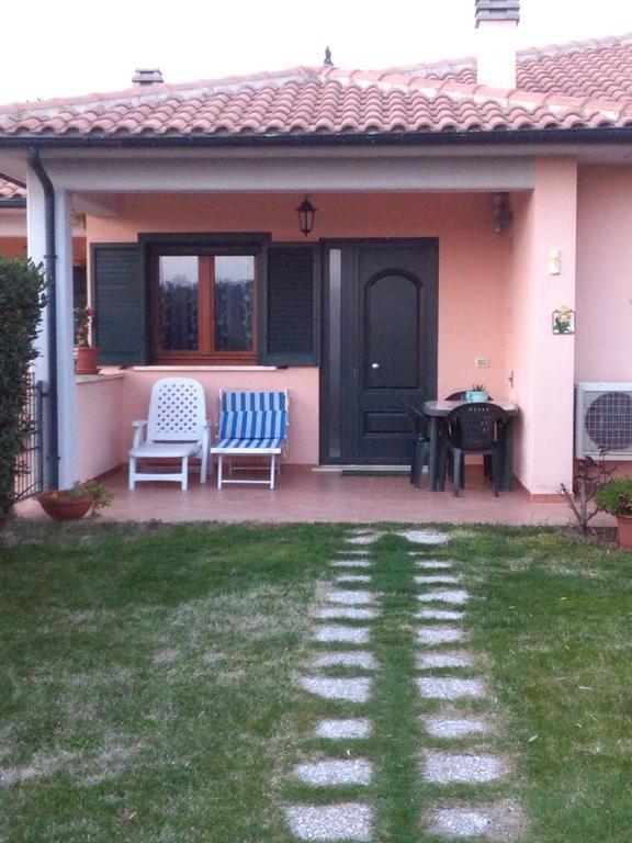Residence Ai Campi Da Golf Saturnia Ngoại thất bức ảnh