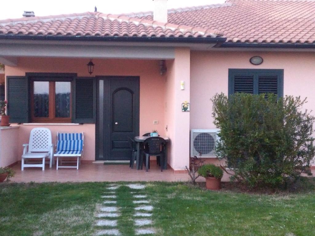 Residence Ai Campi Da Golf Saturnia Ngoại thất bức ảnh